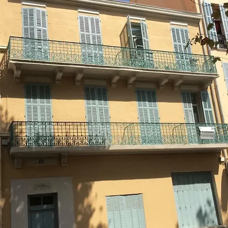 Exclusivite : Chaleureux Studio Centre-ville